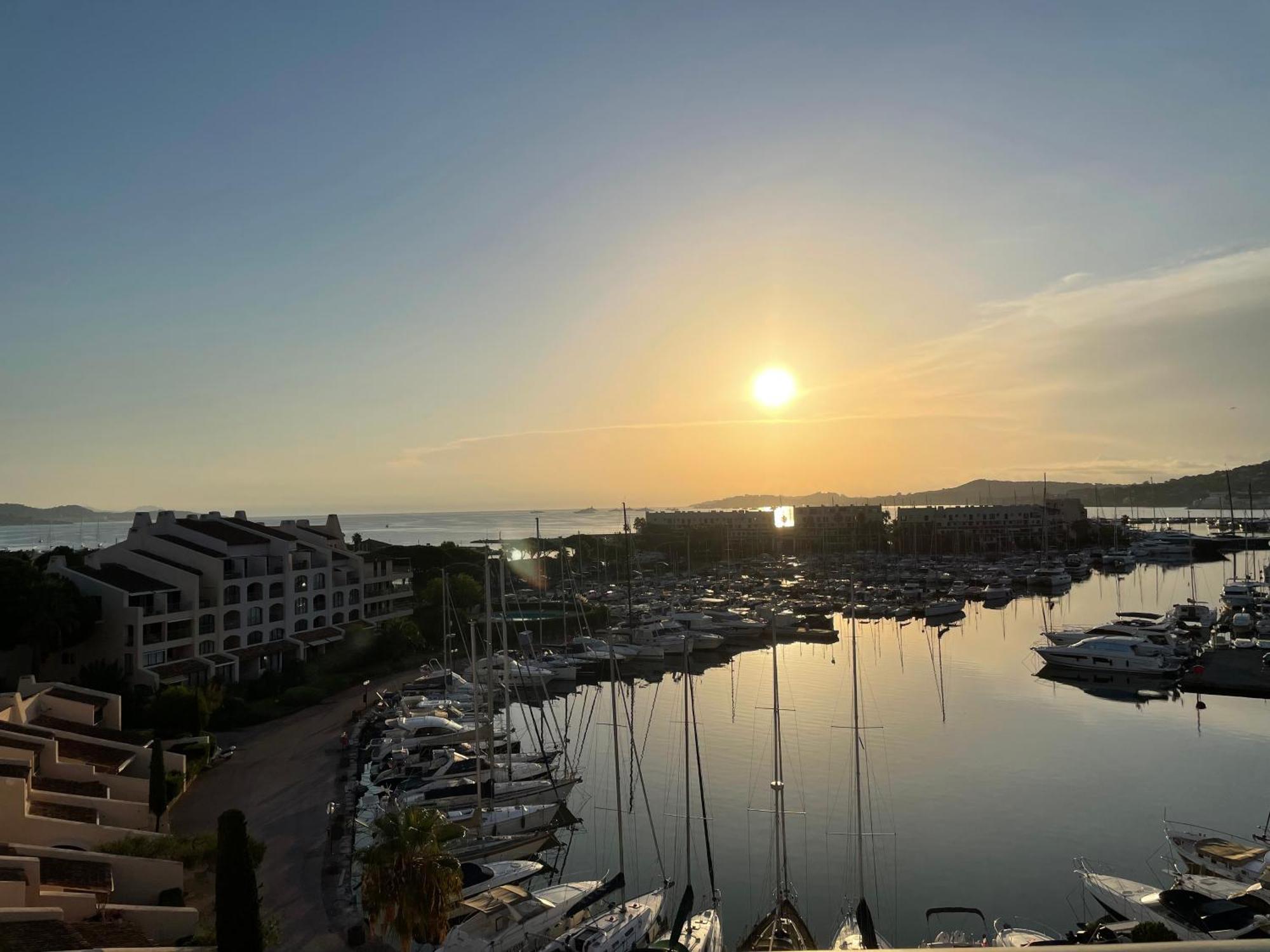 Duplex Sur Le Golfe De Saint Tropez - Panoramic View Appartamento Cogolin
